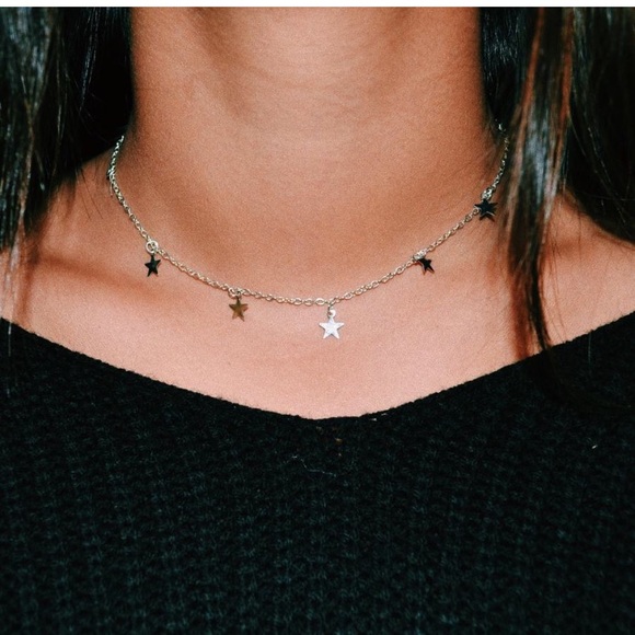 SALE • silver star necklace - Picture 2 of 4